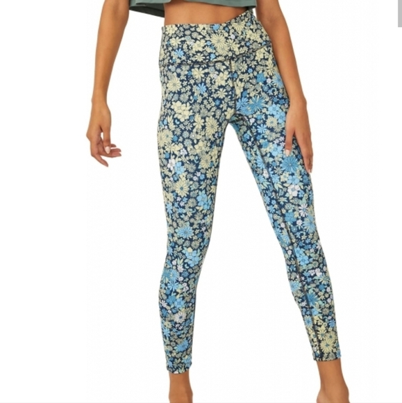 Free People Movement Lose Control Wrap Leggings Floral Size XS - Picture 3 of 16